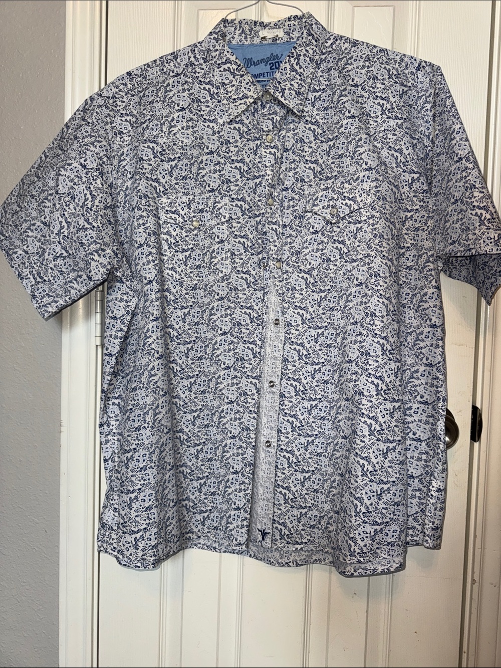 Pearl snap wrangler short sleeve